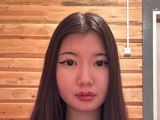 sexy webcamgirl picture KenishaFaylor