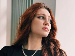 adult live cam KristinaGuernsey