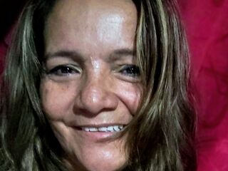 camwhore fingering shaved pussy LaperlaRubby