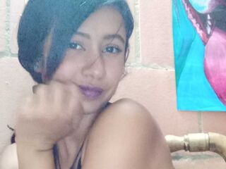 girl webcam LauSommers