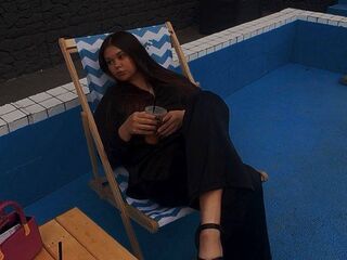 cam girl showing tits LeilinKoss