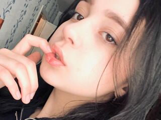 camslut fingering shaved pussy LeotaBienvenu