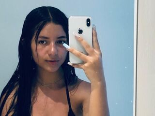 free webcam chat room LiaJohnnson