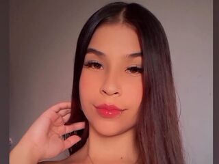 naked webcam girl photo LindaLeone