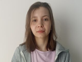 free live chatroom LindaParkins