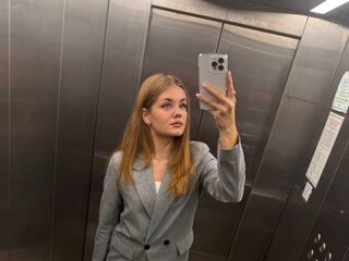 adult videochat room LizzieIacovino