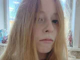 naughty cam girl fingering pussy LonaTonas