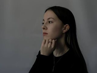 nude gamgirl LorinaRasmuson