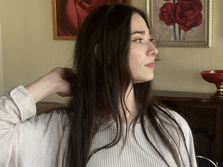 webcamgirl LorraineWest