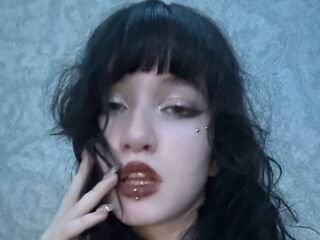 cam girl spreading pussy LouisePerrish