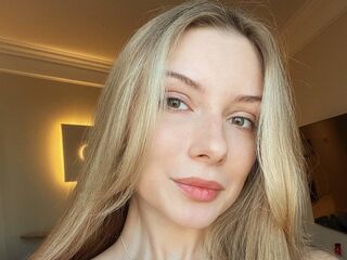 girl nude LucieStupak