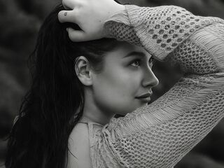 naughty cam girl LyraMonroe