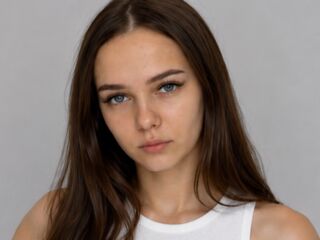 beautiful girl webcam MadelynVermeesch