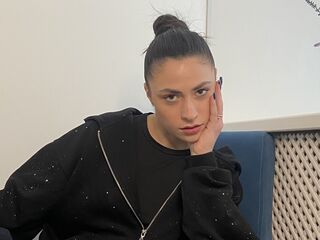 camslut MariannaKisz