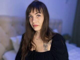 naked camgirl MarthaBrigs