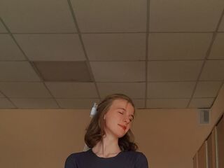 free nude cam MaryjanePorter