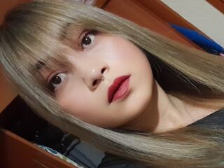 adult videochat room MercellaMorelli