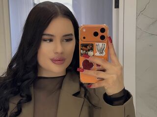 beautiful webcam girl MilaCrew