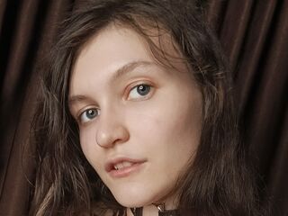 girl showing pussy MillieStrife