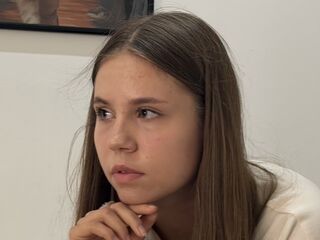 naked webcamgirl video MirellaAranda