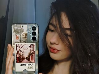 webcamgirl chatroom MitziBreech