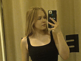 adult videochat webcam MolliMcDaniel