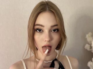 camsex MyaFields