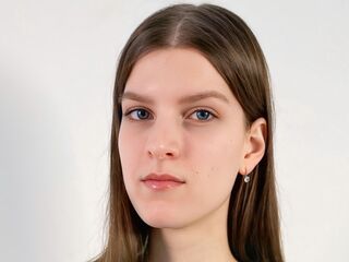 shaved pussy web cam MyrtieKatula