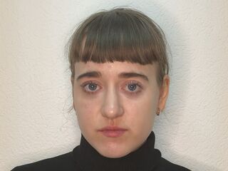 hot cam girl masturbating with dildo QianaWhiston