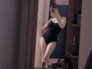 naughty camgirl fingering pussy RinaAlmons
