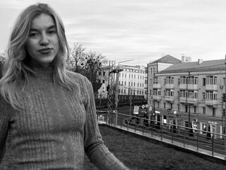 chatroom webcam SallyRodwell