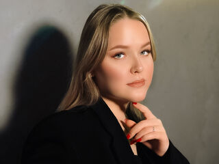 livesex video SallySavage