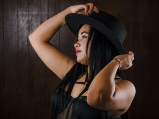 naked girl with webcam masturbating with vibrator SamanthaRian