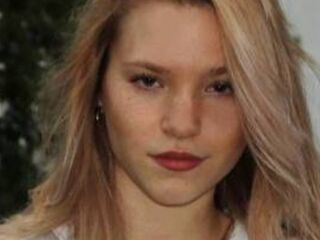 fingering camgirl ShawnCejka