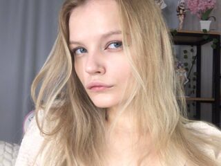 naked ShelyMilan