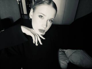 free adult cam SherieMcwayne