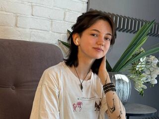 girl topless chat SheritaEddins