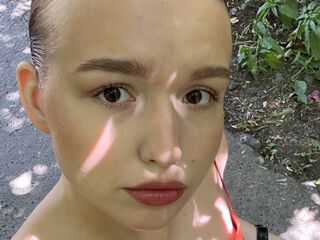 chat room webcam picture SusannahBuffalo