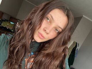 free nude web cam SuzieMayers