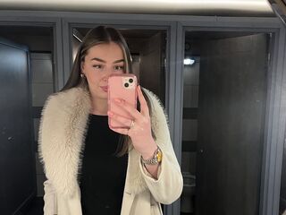 naughty chat SweetChloex
