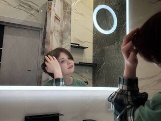 cam girl masturbating with vibrator TaitBrucker