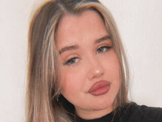 masturbating TeishaFarwell