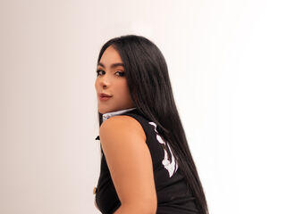 girl webcam show ThaliiaDuran