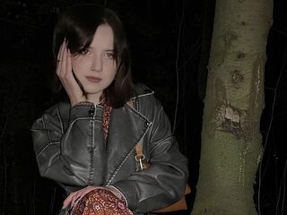 naked cam girl photo ThomasinaVanabel