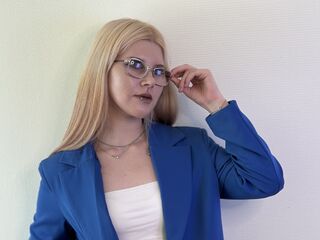masturbating TommieMalkani