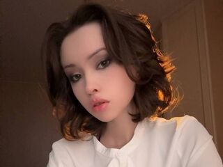 nude webcamgirl picture WillenaShake