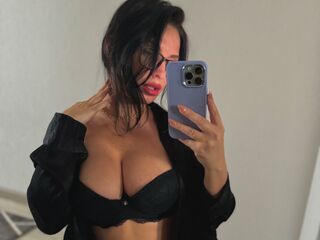 camslut topless YannaDim