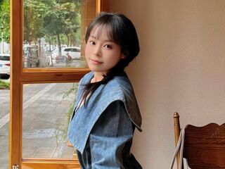 naked camgirl YukiAidan